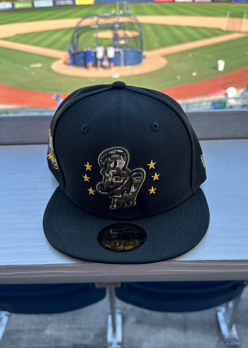 Armed Forces Red Sox Opening Day Hats 2019 New Era 2019 MLB Boston - Main Image